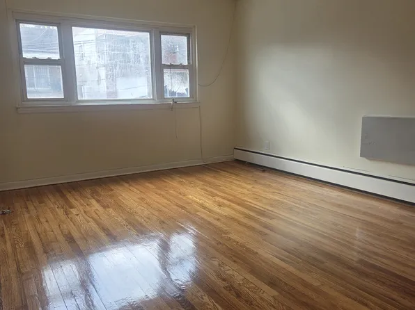 3625 Palmer Avenue image 1 of 5