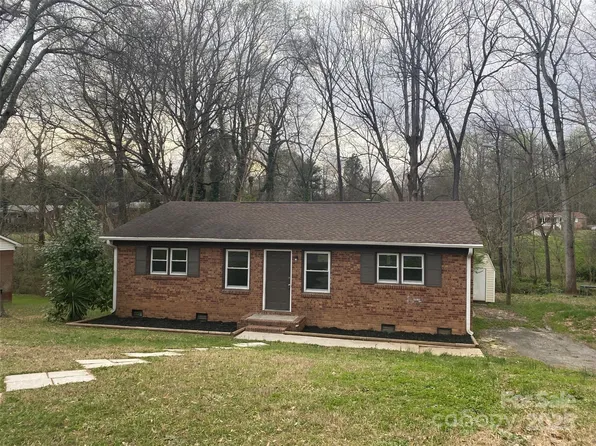 1017 Vancouver Ln, Gastonia, NC 28052