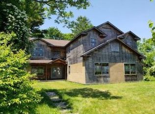 80 Lukens Ave, Brentwood, NY 11717
