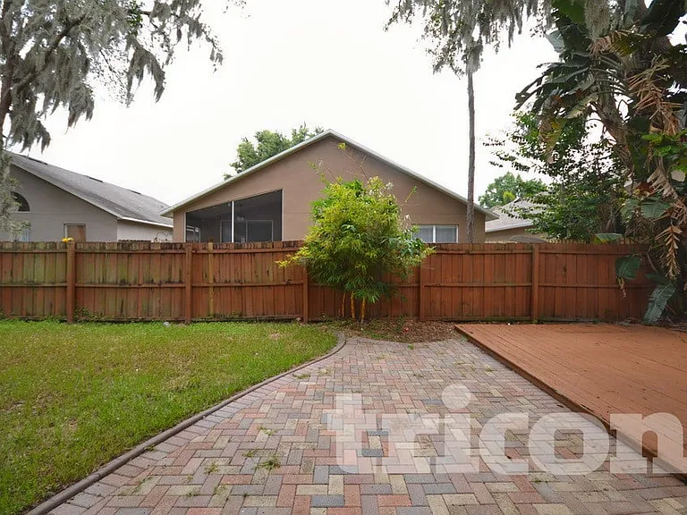 2517 Clareside Dr — Photo 21