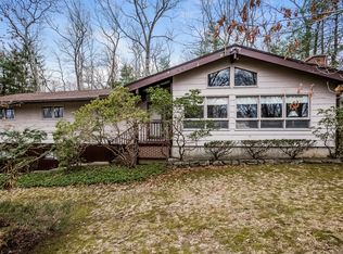 94 Hull Rd, Madison, CT 06443