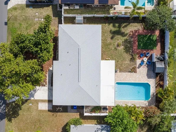 13584 Twig Ter, Largo, FL 33774