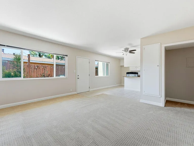 247 Avenida Rosa — Photo 4