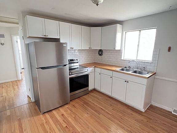 5th image of 1112 Chargene St