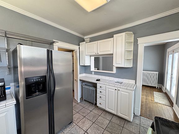 5th image of 2920 Walnut St