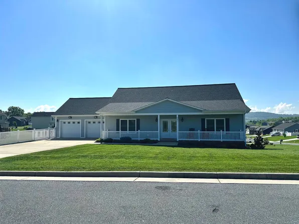 551 Roadrunner St, Broadway, VA 22815