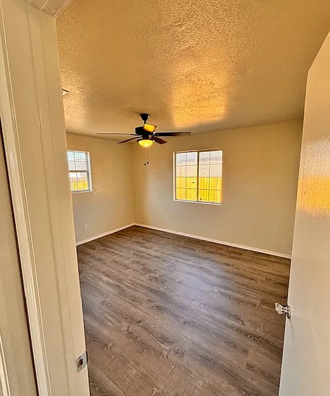 1011 S Sherman St — Photo 5