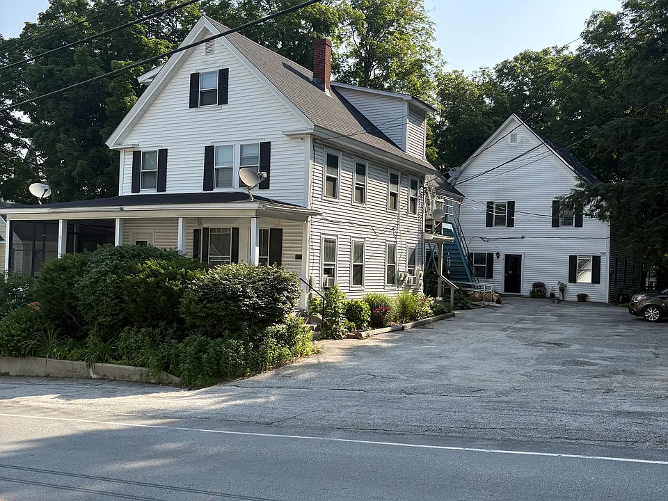 31 Maple St #4