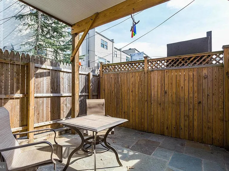 1010 W St NW — Photo 29