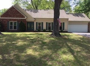7975 Cross Pike Dr, Germantown, TN 38138