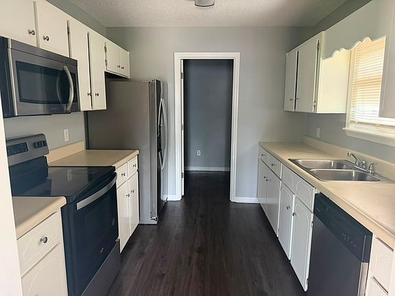 4th image of 721 Kadi Ln
