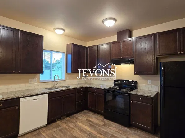 2900 Swan Ave, Yakima, WA 98902