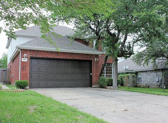 3rd image of 8422 Fern Bluff Ave