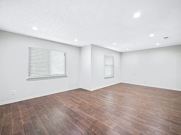7251 Crooked Oak Dr — Photo 5