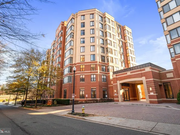2220 Fairfax Dr APT 507, Arlington, VA 22201