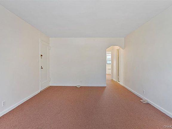 4th image of 36-35 171st St APT 30