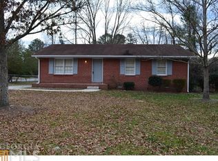 2840 Carriage Ln, College Park, GA 30349