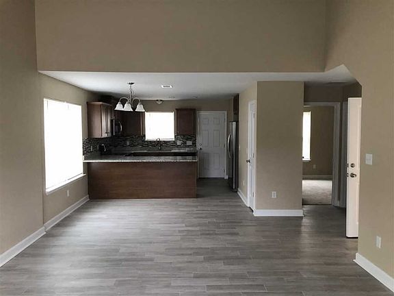 4th image of 1401 Nena Hills Ct