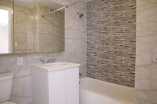 Rented by Kahen Properties | media 11