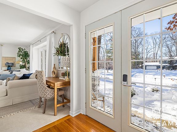 4th image of 7401 Treeline Dr SE