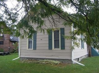 1411 Locust St, Jackson, MI 49203