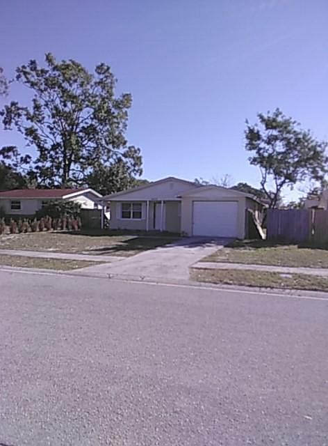 1st image of 1403 Stone Creek Dr