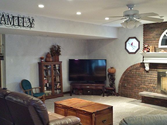 4th image of 13720 W Dublin Dr