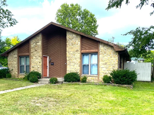 608 E Thompson St, Edinburgh, IN 46124