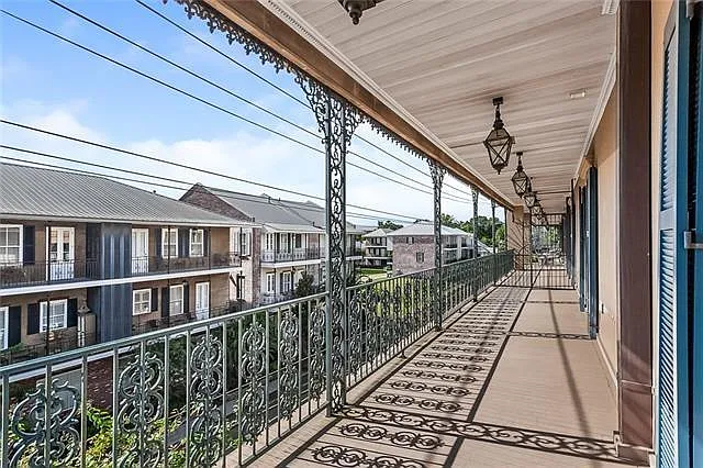 2 bed, 2.0 bath, 1535 sqft, $1,900 — Photo 2