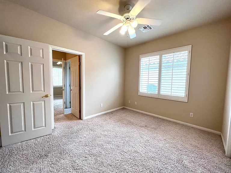 2237 Timber Rose Dr — Photo 40