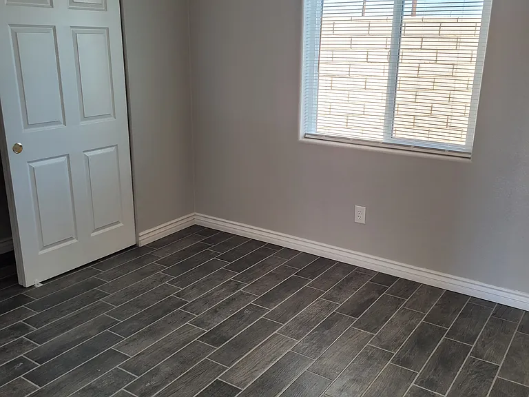 1424 Harding Ct #2 — Photo 2