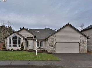 337 SW 37th Ter, Gresham, OR 97080