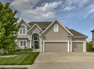 10008 N Wallace Ave, Kansas City, MO 64157
