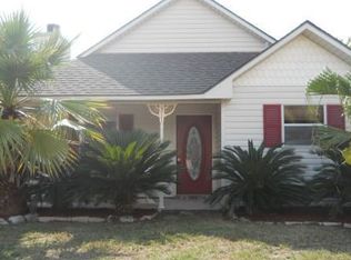 377 Nelson Rd, Biloxi, MS 39531