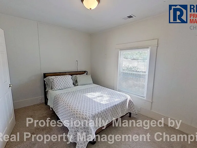 1206 Dawson St — Photo 11