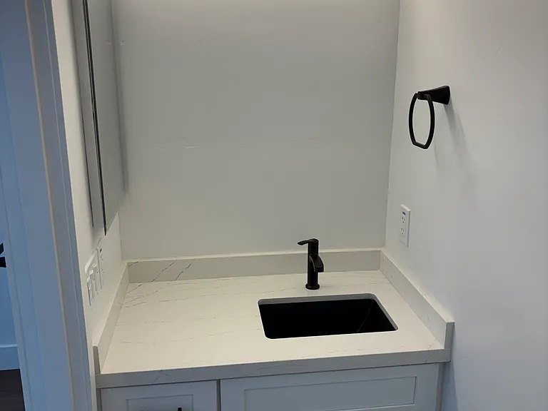 1328 J Ave — Photo 3