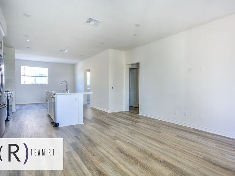 11454 Artesia Blvd — Photo 5