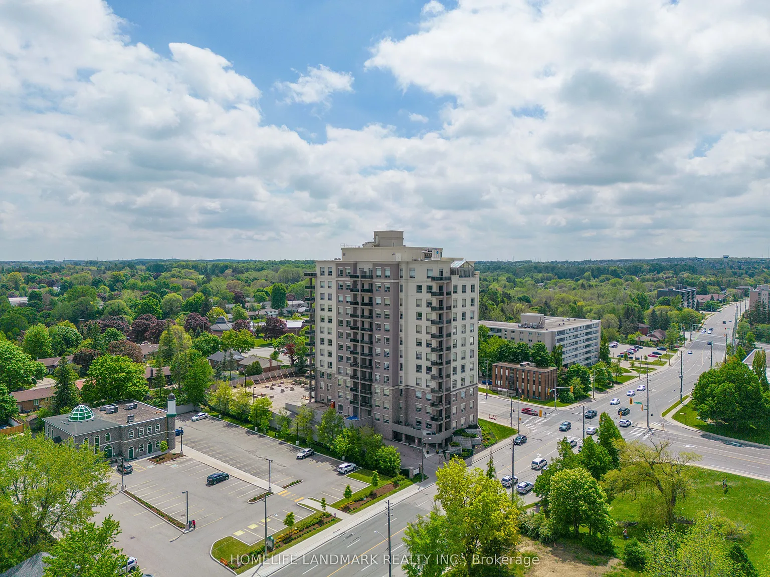 Westmount Grand — Photo 4