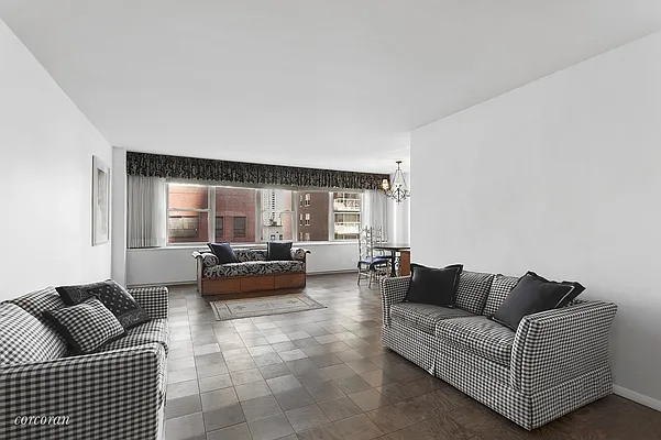 Sold by Corcoran | media 21