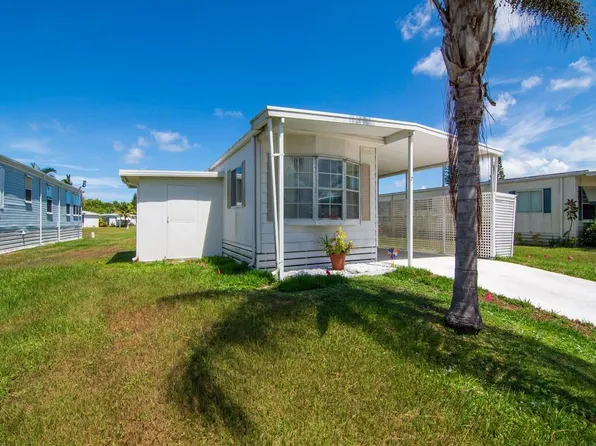 7 Oliva Road, Port St Lucie, FL 34952