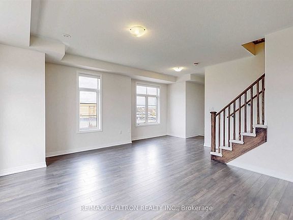 4th image of 42 Stoeber Ln