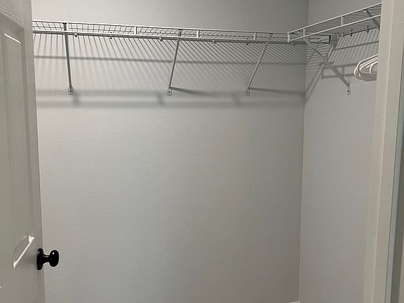 Walk in closet