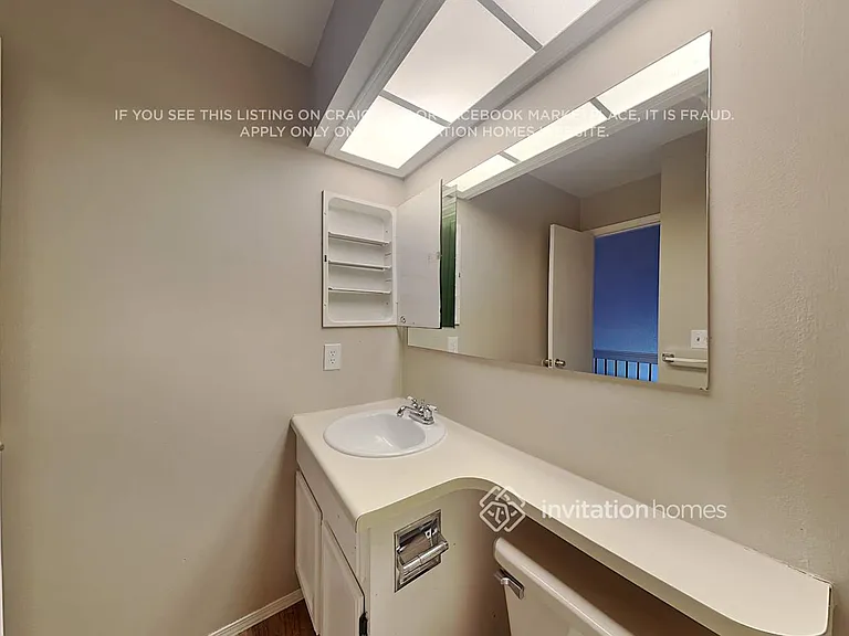 12053 Ivanhoe Cir — Photo 18