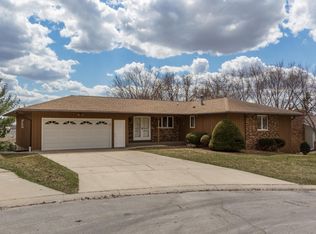 2714 57th St NW, Rochester, MN 55901