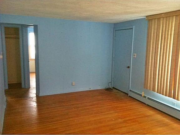 5th image of 55 Somerville Ave