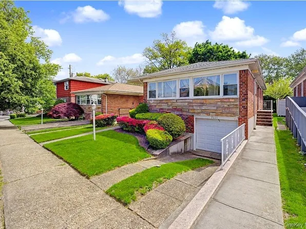 71-11 169th Street, Fresh Meadows, NY 11365