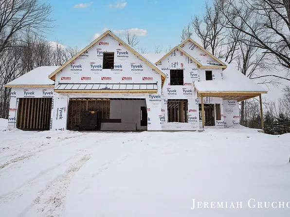 2389 Dunnigan Ave, Grand Rapids, MI 49525