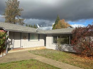 3026 NE Douglas Ave, Roseburg, OR 97470