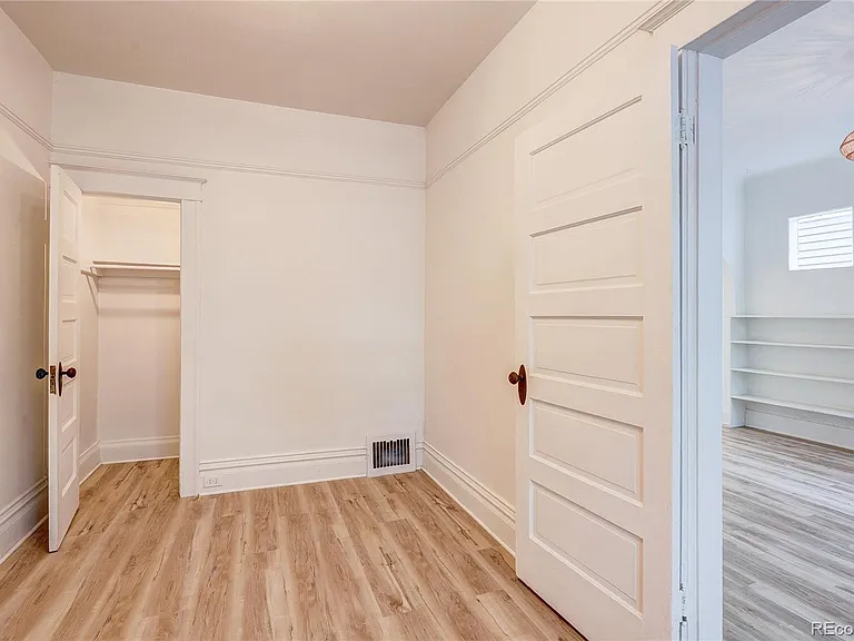 1036 W 9th Ave — Photo 11