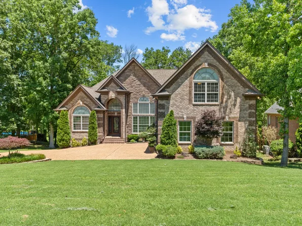 288 Page Dr, Mount Juliet, TN 37122